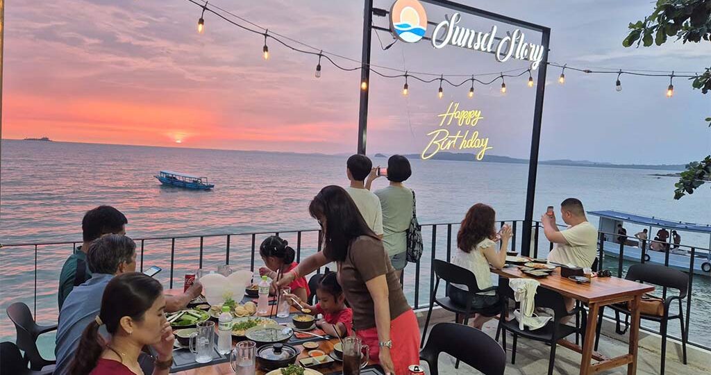 Nhà Hàng View Hoàng Hôn Sunset Story Phú Quốc